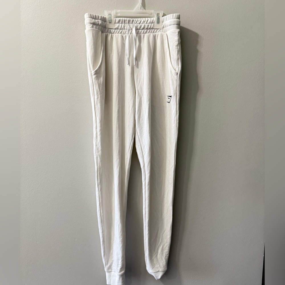 Gymshark Women’s white jogger pants NEW XS
